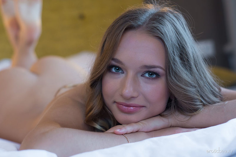 Лиза, 23 года, 0 размер груди